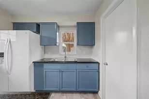 5608 12th Ave S, Tampa, FL 33619 - Photo 12