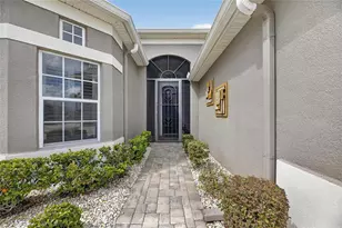 1039 Emerald Dunes Dr, Sun City Center, FL 33573 - Photo 6