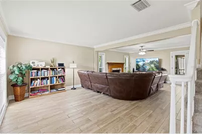 16126 Country Crossing Drive, Tampa, FL 33624 - Photo 8