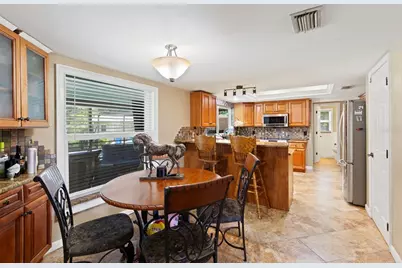 16126 Country Crossing Drive, Tampa, FL 33624 - Photo 10