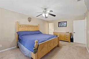 16126 Country Crossing Dr, Tampa, FL 33624 - Photo 20