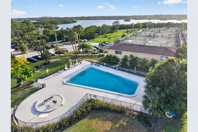 6495 Burning Tree Drive, Seminole, FL 33777 - Photo 10