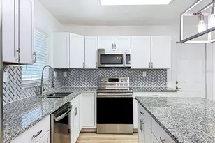 264 Van Gogh Cir, Brandon, FL 33511 - Photo 12