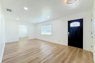 264 Van Gogh Cir, Brandon, FL 33511 - Photo 4
