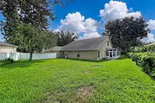 1124 Split Silk St, Valrico, FL 33594 - Photo 38