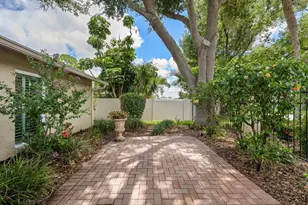 3303 El Amador Ct, Tampa, FL 33614 - Photo 6