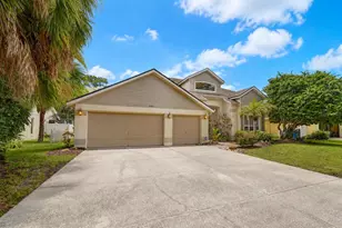 5424 Windbrush Dr, Tampa, FL 33625 - Photo 2
