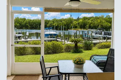 11122 W Cove Harbor Drive #112, Crystal River, FL 34428 - Photo 2