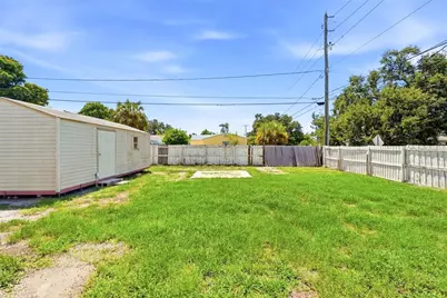 701 59th Street S, Gulfport, FL 33707 - Photo 20