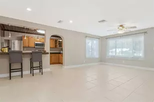 311 N Gomez Ave, Tampa, FL 33609 - Photo 12