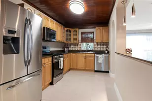 311 N Gomez Ave, Tampa, FL 33609 - Photo 20