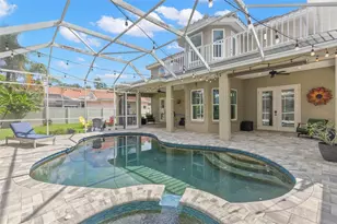 930 Southern Pine Ct NE, Saint Petersburg, FL 33703 - Photo 32