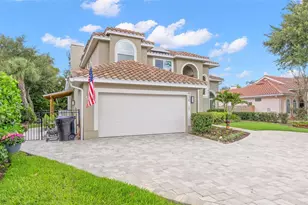 930 Southern Pine Ct NE, Saint Petersburg, FL 33703 - Photo 42