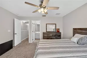 2052 Greenwood Valley Dr, Plant City, FL 33563 - Photo 30