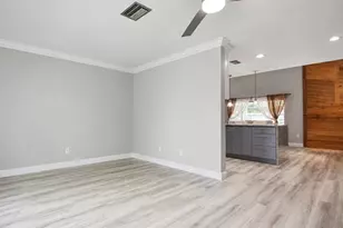 6745 Ralston Beach Cir, Tampa, FL 33614 - Photo 8