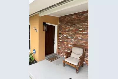 4394 Pompano Drive SE, Saint Petersburg, FL 33705 - Photo 4