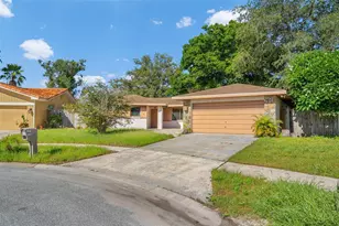 12412 116th St, Largo, FL 33778 - Photo 2