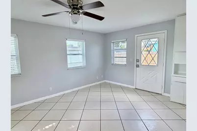 4320 Yardley Avenue N, Saint Petersburg, FL 33713 - Photo 22