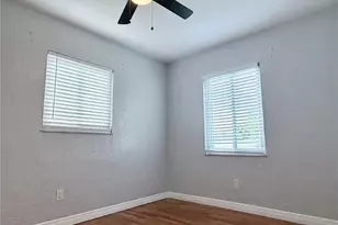 4320 Yardley Ave N, Saint Petersburg, FL 33713 - Photo 14