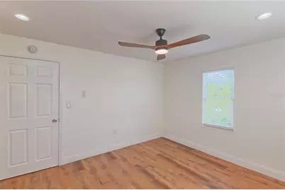 1200 40th Street S, Saint Petersburg, FL 33711 - Photo 8