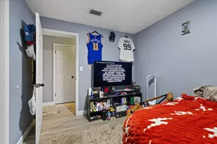 4552 Cynthia Ln, Spring Hill, FL 34606 - Photo 18