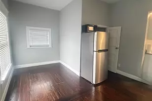 700 1st St N, Saint Petersburg, FL 33701 - Photo 10