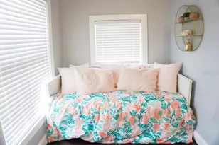 700 1st St N, Saint Petersburg, FL 33701 - Photo 8