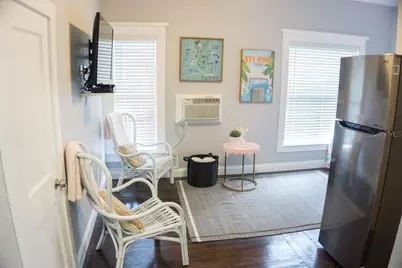 700 1st Street N #4, Saint Petersburg, FL 33701 - Photo 6