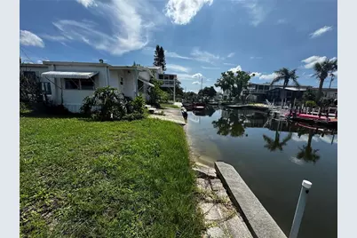 6810 Gull Lane, Hudson, FL 34667 - Photo 4