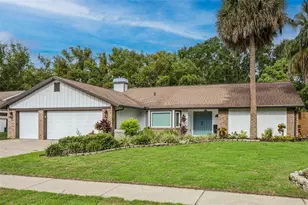 1046 Sylvia Ln, Tampa, FL 33613 - Photo 2