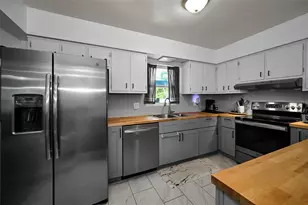 2003 6th Ave SW, Largo, FL 33770 - Photo 8