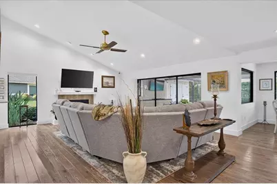 2862 Shady Oak Court, Clearwater, FL 33761 - Photo 18