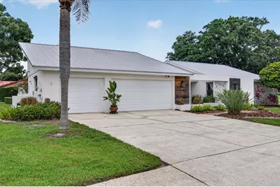 2862 Shady Oak Court, Clearwater, FL 33761 - Photo 2