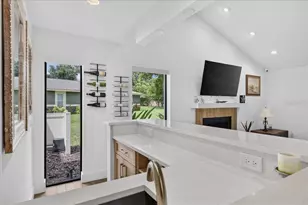 2862 Shady Oak Ct, Clearwater, FL 33761 - Photo 24