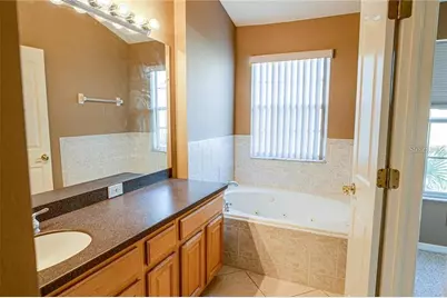 3043 Pointeview Drive, Tampa, FL 33611 - Photo 12