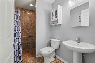 1509 W Barr Dr, Tampa, FL 33603 - Photo 14