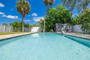 4227 Harrisburg St NE, Saint Petersburg, FL 33703 - Photo 6