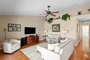14607 Village Glen Cir, Tampa, FL 33618 - Photo 14