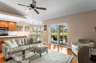 14607 Village Glen Cir, Tampa, FL 33618 - Photo 12