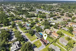 9810 N 54th St, Temple Terrace, FL 33617 - Photo 10