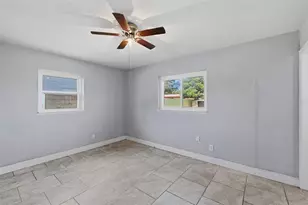 9810 N 54th St, Temple Terrace, FL 33617 - Photo 30