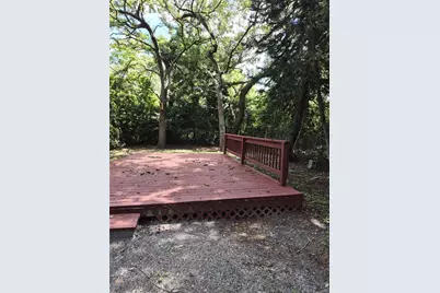 9913 W Bay Street, Seminole, FL 33776 - Photo 24