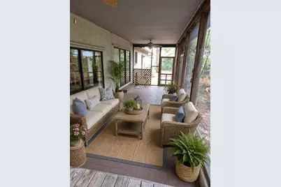 9913 W Bay Street, Seminole, FL 33776 - Photo 20