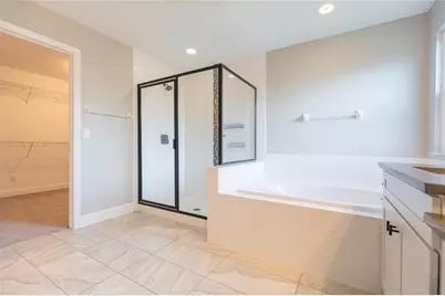 19457 Redwood Point Drive, Tampa, FL 33647 - Photo 38