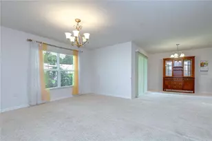 7760 Broad Pointe Dr, Zephyrhills, FL 33540 - Photo 4