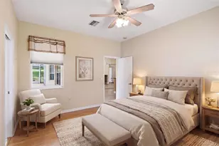 926 E Triple Crown Loop, Hernando, FL 34442 - Photo 10