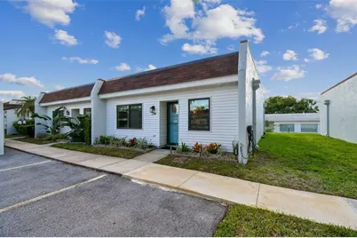 9032 Mission Oaks Boulevard #F, Seminole, FL 33776 - Photo 4