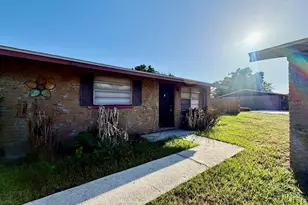 9406 Eastfield Rd, Thonotosassa, FL 33592 - Photo 2