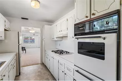 5530 N 80th Street #C308, Saint Petersburg, FL 33709 - Photo 10