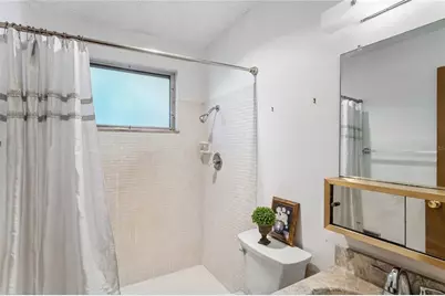 5530 N 80th Street #C308, Saint Petersburg, FL 33709 - Photo 16